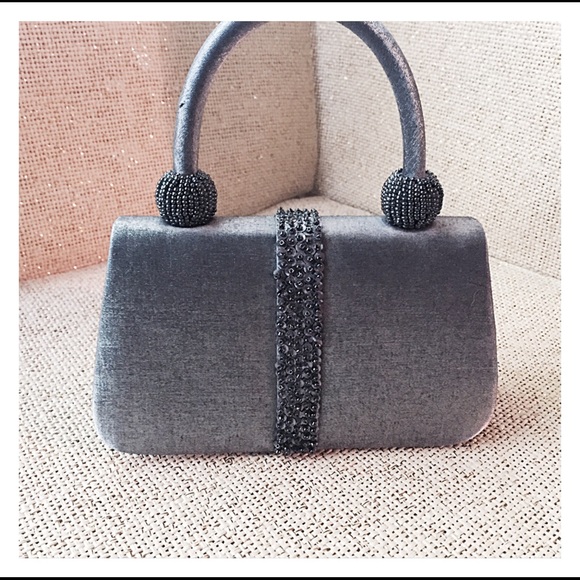 Just Beautiful - Picture 5 of 13